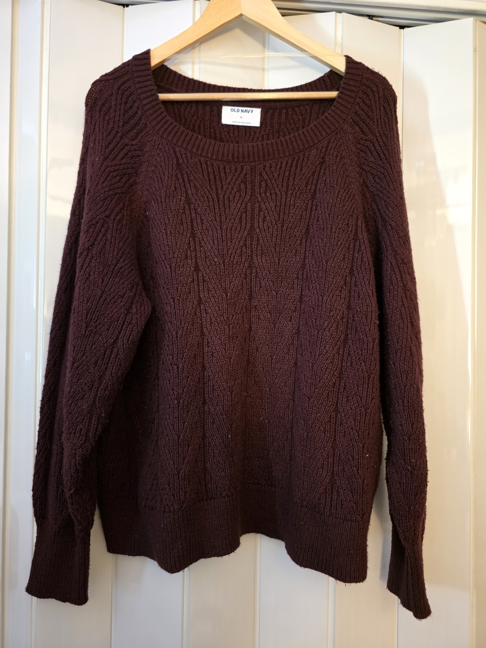 Old Navy Women's Cable Knit Sweater - Deep Burgundy